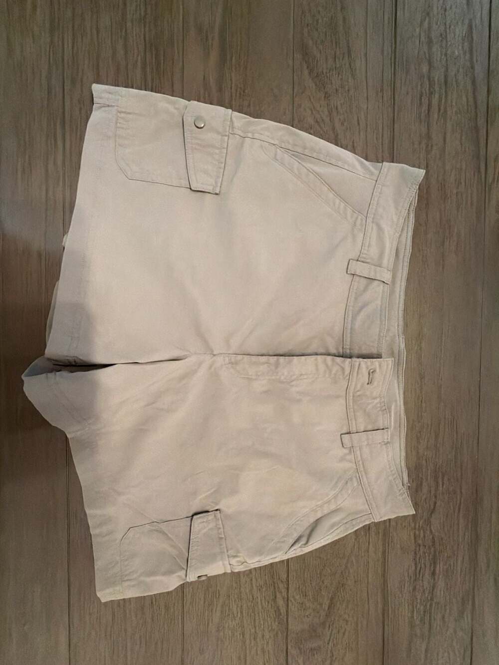 #7 Eddie Bauer Guide Cargo Shorts Tan Khaki Size 16